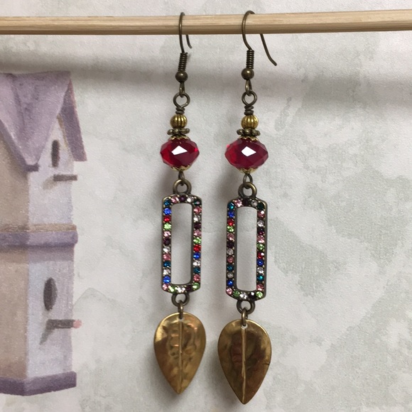 Long multi color vintage look earrings leaf drama - Picture 6 of 8